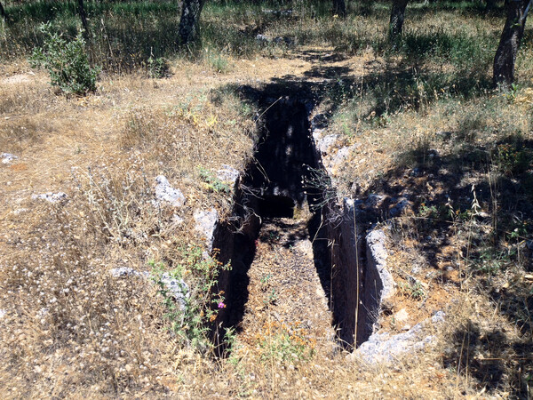 Η υστερομινωική νεκρόπολη των Αρμένων
