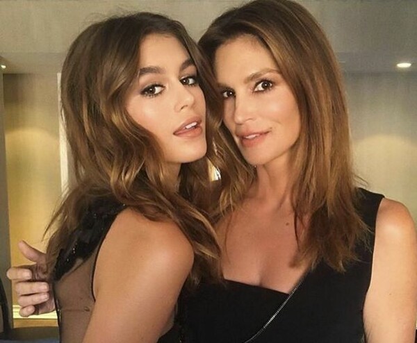 Η 15χρονη κόρη της Cindy Crawford γίνεται το νέο πρόσωπο του οίκου Marc Jacobs