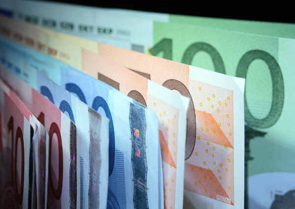 Σπείρα εξαπατούσε πολίτες λέγοντας ότι επίκειται κούρεμα καταθέσεων