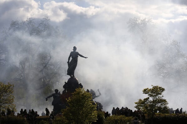 H γαλλική εξέγερση των τελευταίων μηνών, μέσα από 31 φωτογραφίες