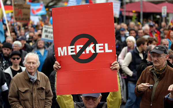 Γερμανία: Πτώση στα ποσοστά της Μέρκελ- Προς το ξενοφοβικό AfD στρέφονται οι ψηφοφόροι