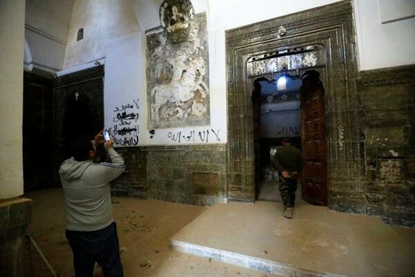 Ιράκ: H λεηλασία ενός χριστιανικού μοναστηριού στη Νινευή από τον ISIS