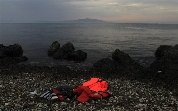 Mικρές παραμένουν οι προσφυγικές ροές στα νησιά