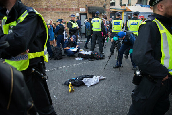 Βρετανία: Χάος σε φεστιβάλ του Νότινγκ Χιλ- Έξι τραυματίες σε επιθέσεις με μαχαίρι, δεκάδες συλλήψεις