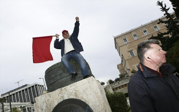 Συλλαλητήριο του ΠΑΜΕ τη Δευτέρα στο Σύνταγμα