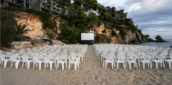 Κινηματογραφικό φεστιβάλ πάνω στην άμμο