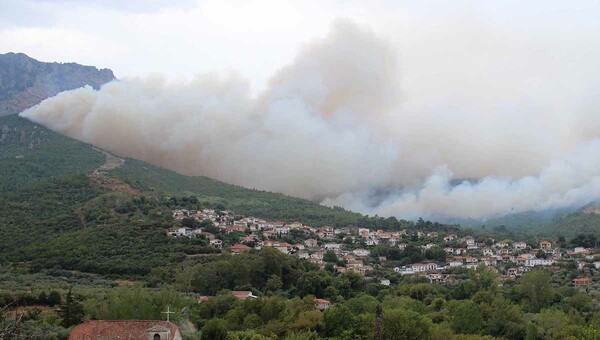 Μεγάλη η καταστροφή στη Θάσο-140 χιλιάδες στρέμματα έγιναν στάχτη