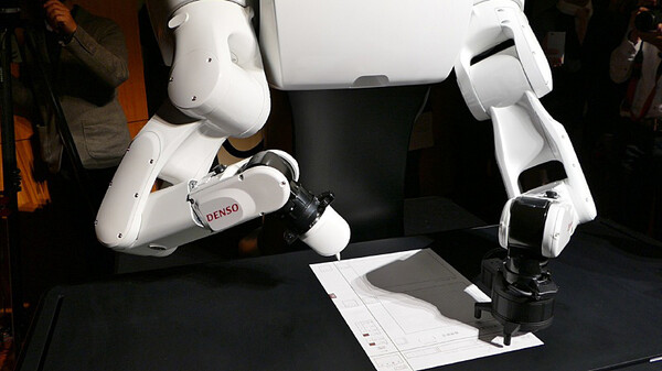 Ιαπωνικό ρομπότ έδωσε εξετάσεις για να μπει στο πανεπιστήμιο, αλλά «κόπηκε» (για τέταρτη φορά)