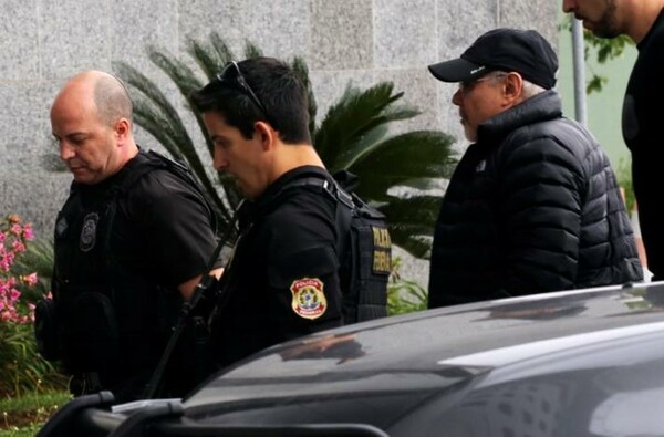 Βραζιλία: Συνελήφθη ο πρώην υπουργός Οικονομικών των κυβερνήσεων Λούλα και Ρούσεφ
