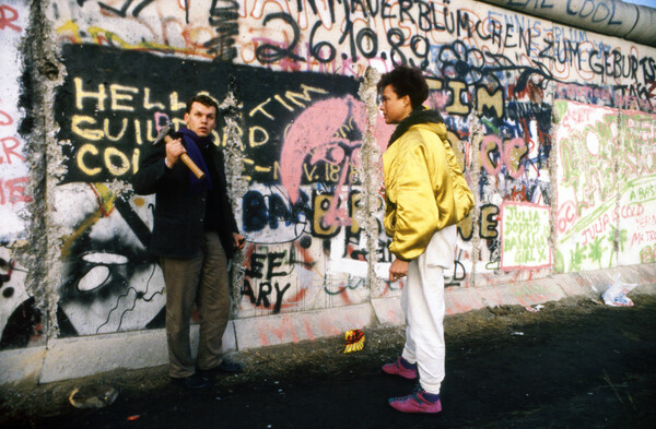 Βερολίνο. Νοέμβρης 1989 (λίγο μετά την πτώση του Τείχους)