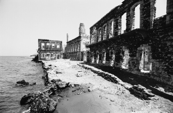 Δυό ταξίδια στη Νίσυρο. Το 1982 και τώρα.