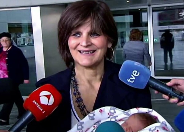 Ισπανία: 62χρονη έφερε στον κόσμο ένα υγιέστατο κοριτσάκι