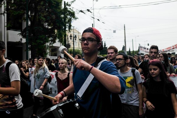 40 Φωτογραφίες από τη μαθητική διαμαρτυρία σε Αθήνα και Θεσσαλονίκη