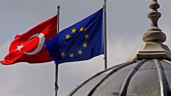 Σε διαρκή επιδείνωση οι σχέσεις της Ε.Ε. με την Τουρκία