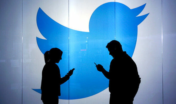 «Έπεσε» πριν από λίγο το Twitter