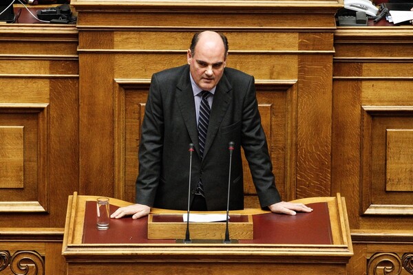 Ομοφοβική δήλωση Φορτσάκη: Επιτρέπεται να βλέπουμε αστυνομικούς στο Gay Pride; Είναι αστυνομία αυτή;