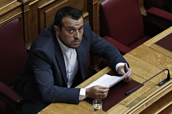 2016: Οι καλύτερες φωτογραφίες της ελληνικής ειδησεογραφίας