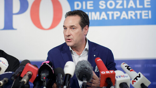 Στις ΗΠΑ για την ορκωμοσία Τραμπ ο αρχηγός του ακροδεξιού κόμματος της Αυστρίας
