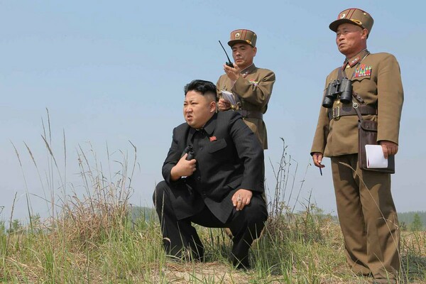 Β. Κορέα: Ο Κιμ Γιονγκ Ουν παρακολούθησε δοκιμή νέου αντιαεροπορικού οπλικού συστήματος