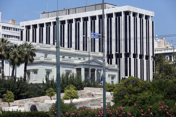 Σκληρή απάντηση του ελληνικού ΥΠΕΞ στις τουρκικές δηλώσεις για τις ασκήσεις στην Κω