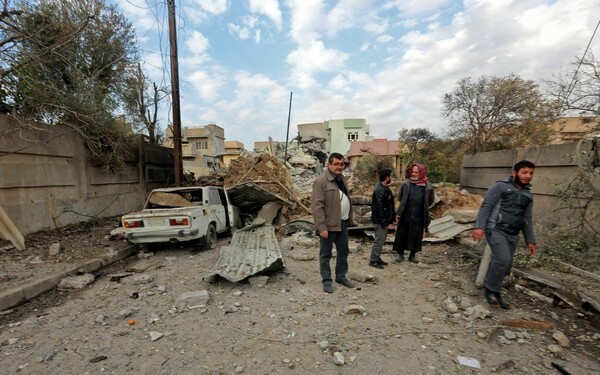 Ιράκ: Ο διεθνής συνασπισμός βομβάρδισε περιοχή της Μοσούλης σκοτώνοντας δεκάδες αμάχους