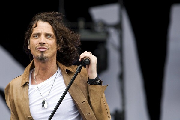 Ανατροπή στην αυτοκτονία του Chris Cornell - Η σύζυγός του Βίκυ Καραγιάννη αποκαλύπτει τι της είπε πριν πεθάνει