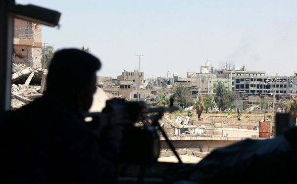 Μοσούλη: 200.000 άμαχοι σε κίνδυνο ενώ μαίνονται οι συγκρούσεις Ιρακινών - τζιχαντιστών