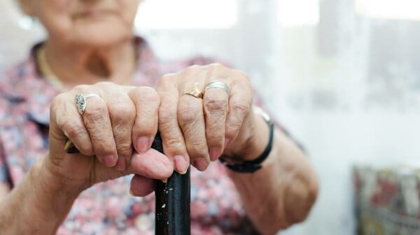 Γυναίκα που αγνοούνταν για 10 χρόνια βρέθηκε και επέστρεψε στην οικογένειά της