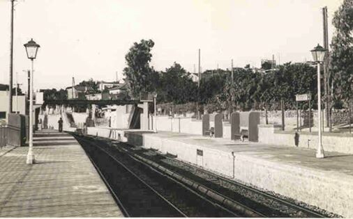 Ασπρόμαυρα όνειρα στις παλιές γειτονιές της Αθήνας