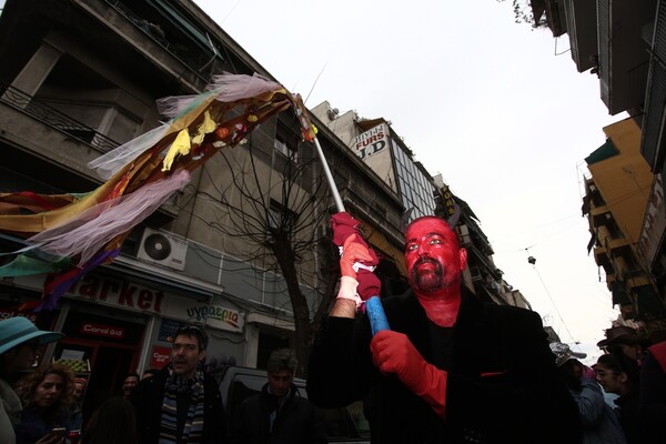 To αυθεντικό Καρναβάλι του Μεταξουργείου ήταν και φέτος το καλύτερο street party της Αθήνας