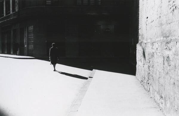 Ο αφαιρετικός κόσμος του Ray K. Metzker