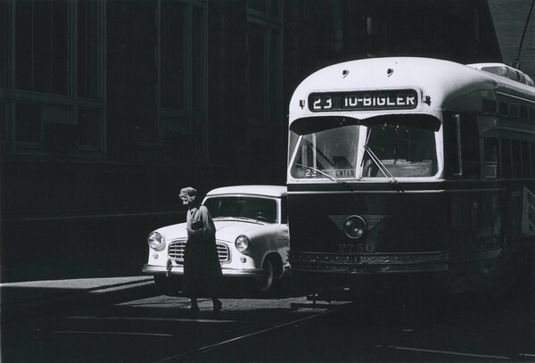 Ο αφαιρετικός κόσμος του Ray K. Metzker