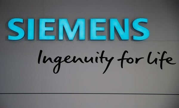 Γερμανία: Η Siemens περικόπτει 1.700 θέσεις εργασίας και προσλαμβάνει 9 χιλιάδες