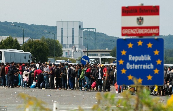 Αυστρία: Θα αρχίσει άμεσα η εφαρμογή του προγράμματος μετεγκατάστασης προσφύγων από Ελλάδα και Ιταλία