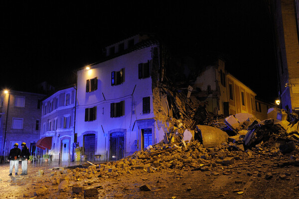 Οι Έλληνες φοιτητές των σεισμόπληκτων περιοχών της Ιταλίας μιλούν για εμπειρία τους και ζητούν τη βοήθεια του Υπουργείου Παιδείας