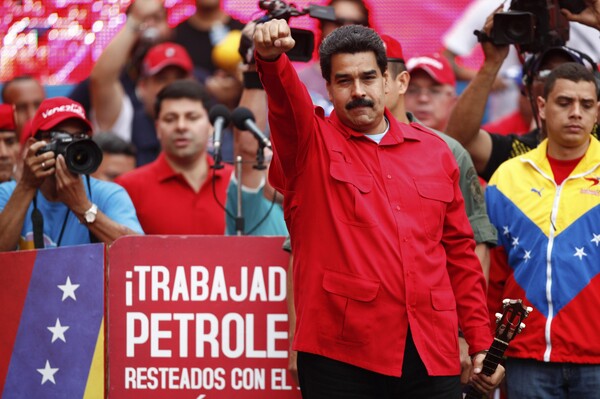 Βενεζουέλα: Ο πρόεδρος Μαδούρο ξεκίνησε τις διαδικασίες για την αναθεώρηση του Συντάγματος