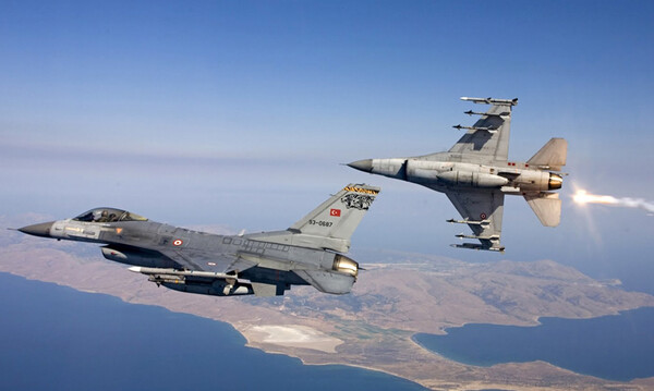 Νέες υπερπτήσεις τουρκικών αεροσκαφών πάνω από το Αιγαίο