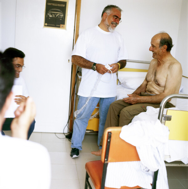 «Ιπτάμενοι» γιατροί στην άγονη γραμμή