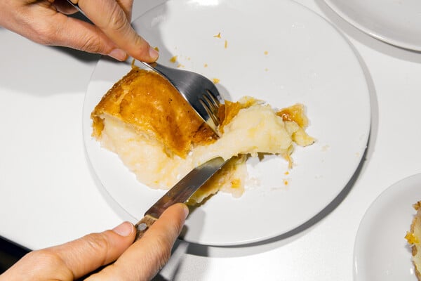 20+4 γαλακτομπούρεκα που αξίζει να δοκιμάσετε