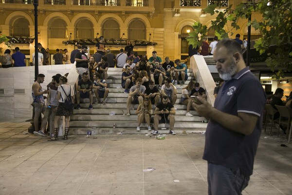 2016: Η ανασκόπηση της χρονιάς μέσα από τις φωτογραφίες που εντυπωσίασαν, συγκλόνισαν και συγκίνησαν