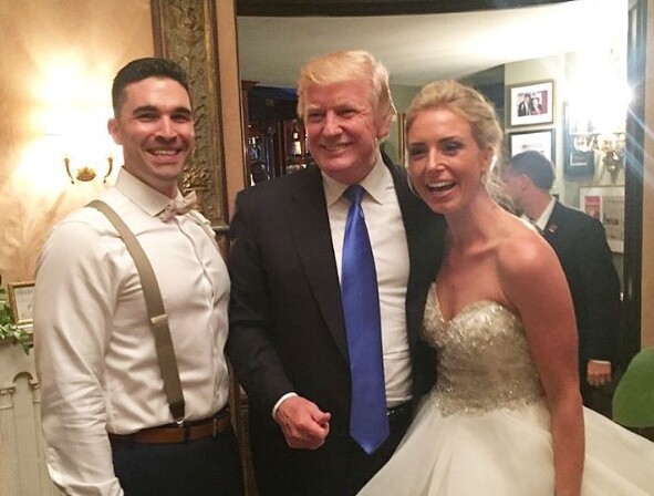 O Τραμπ έκανε το πρώτο του «wedding crashing» - ΒΙΝΤΕΟ