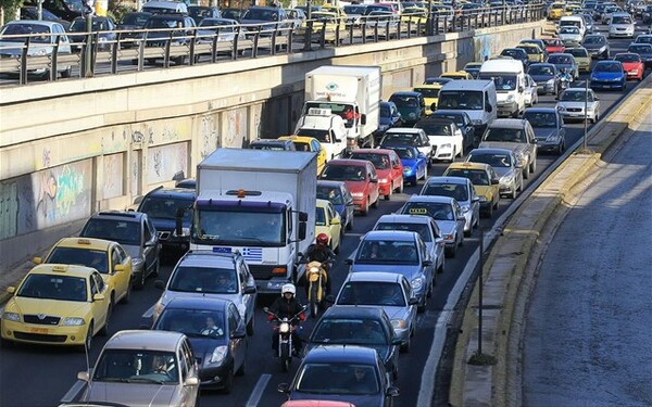 Κυκλοφοριακό χάος στην Αθήνα λόγω της απεργίας στα ΜΜΜ