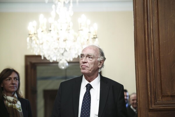 Ο Λεβέντης ζήτησε από τον ΠτΔ να συμβάλει στη δημιουργία οικουμενικής