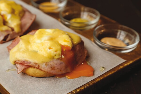 Brunch: Ο βασιλιάς του Σαββατοκύριακου μέσα από ένα πλουσιοπάροχο πρωινό