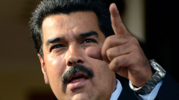 Βενεζουέλα: Ο πρόεδρος της βουλής καλεί τον λαό να επαναστατήσει