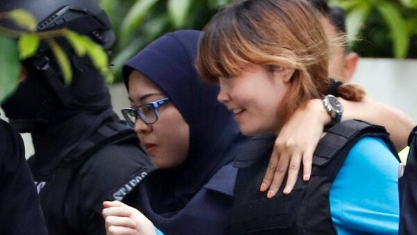Μαλαισία: Στο δικαστήριο οδηγήθηκαν οι δύο γυναίκες που κατηγορούνται για τη δολοφονία του Κιμ Γιονγκ Ναμ