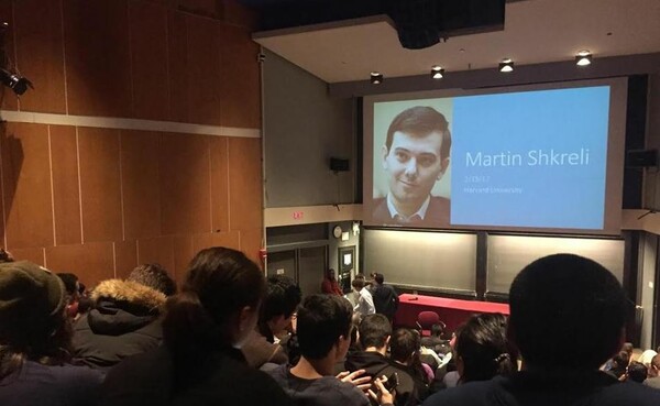 O Martin Shkreli ήταν προσκεκλημένος σε ομιλία στο Χάρβαρντ, αλλά τα πράγματα δεν πήγαν και τόσο καλά