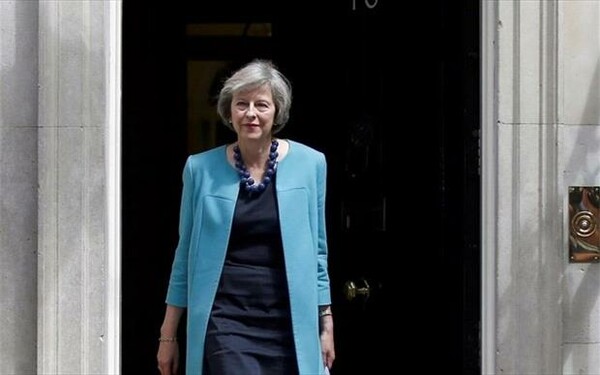 Τερέζα Μέι: Καιρός να προχωρήσουμε με το Brexit