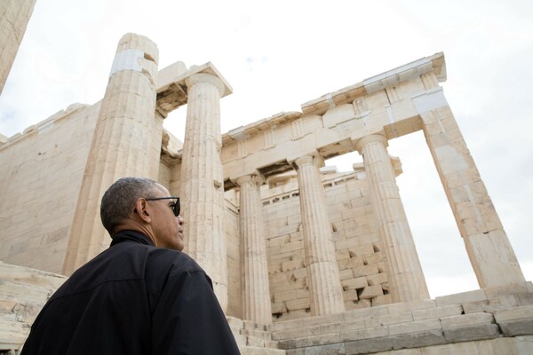 2016: Η ανασκόπηση της χρονιάς μέσα από τις φωτογραφίες που εντυπωσίασαν, συγκλόνισαν και συγκίνησαν