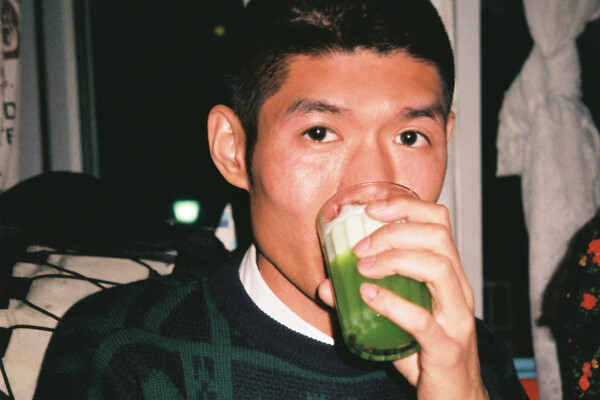 Πέθανε ο Κινέζος φωτογράφος Ren Hang σε ηλικία 30 ετών